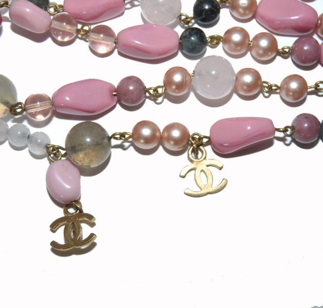 Collier Fantaisie Ancien Multi-rang - Perles En Résine Rose - Environ 200g - Occasion