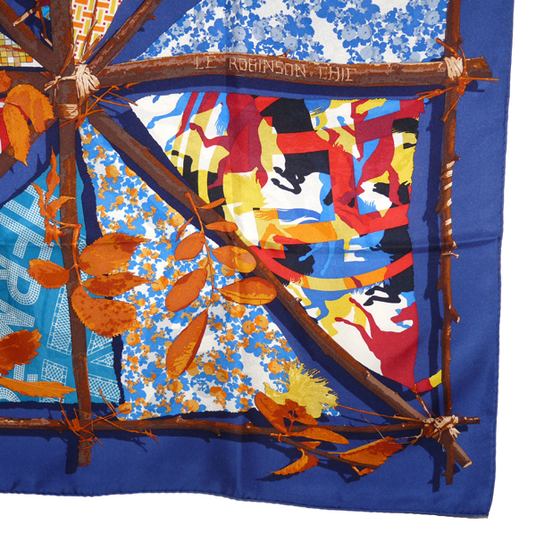 Carré De Soie Hermès Modèle 'Sésame' - Tons Bleus, Motif Clés Et Serrures - Vintage Avec Trace Infime
